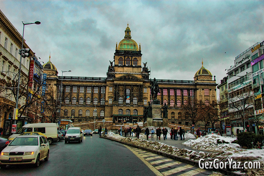 Prag Ulusal Müze